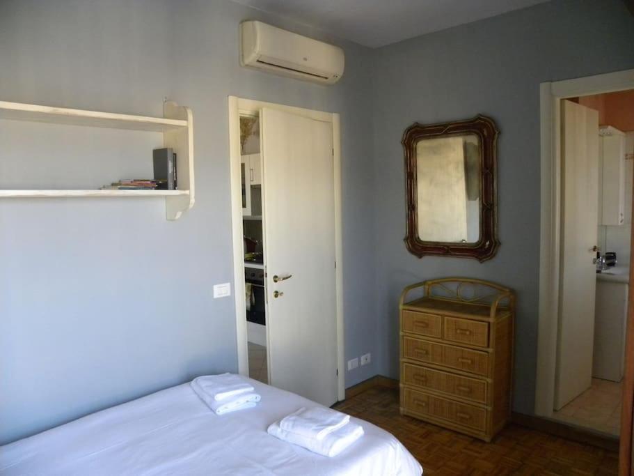 Bright With Views And Terrace Apartment